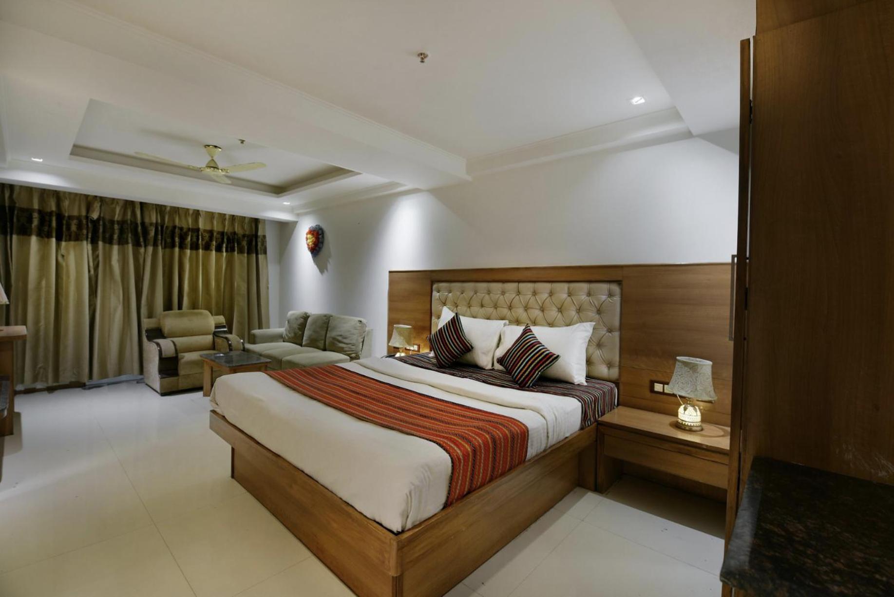 Hotel Lotus Paradise - Banquet & Dining - Near Murthal Sukhdev Rāi Kültér fotó